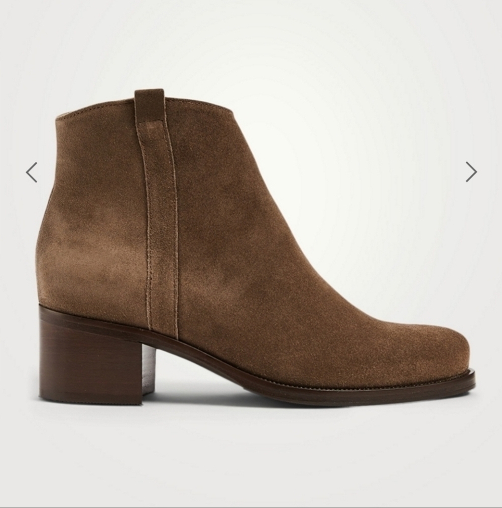 NEW La Canadienne Brown Presley Suede Bootie Size 8.5